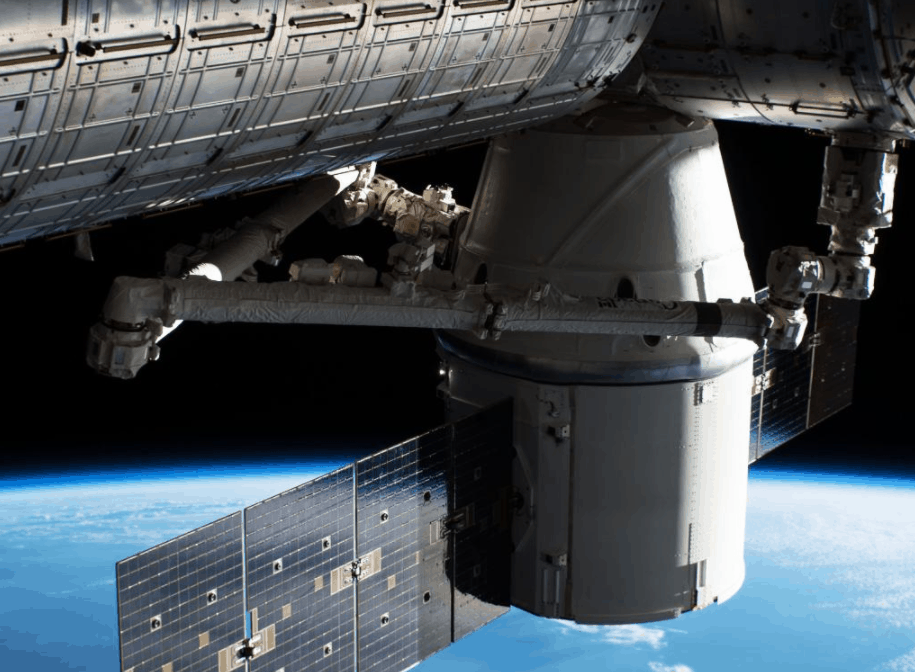NASA SpaceX Dragon ISS