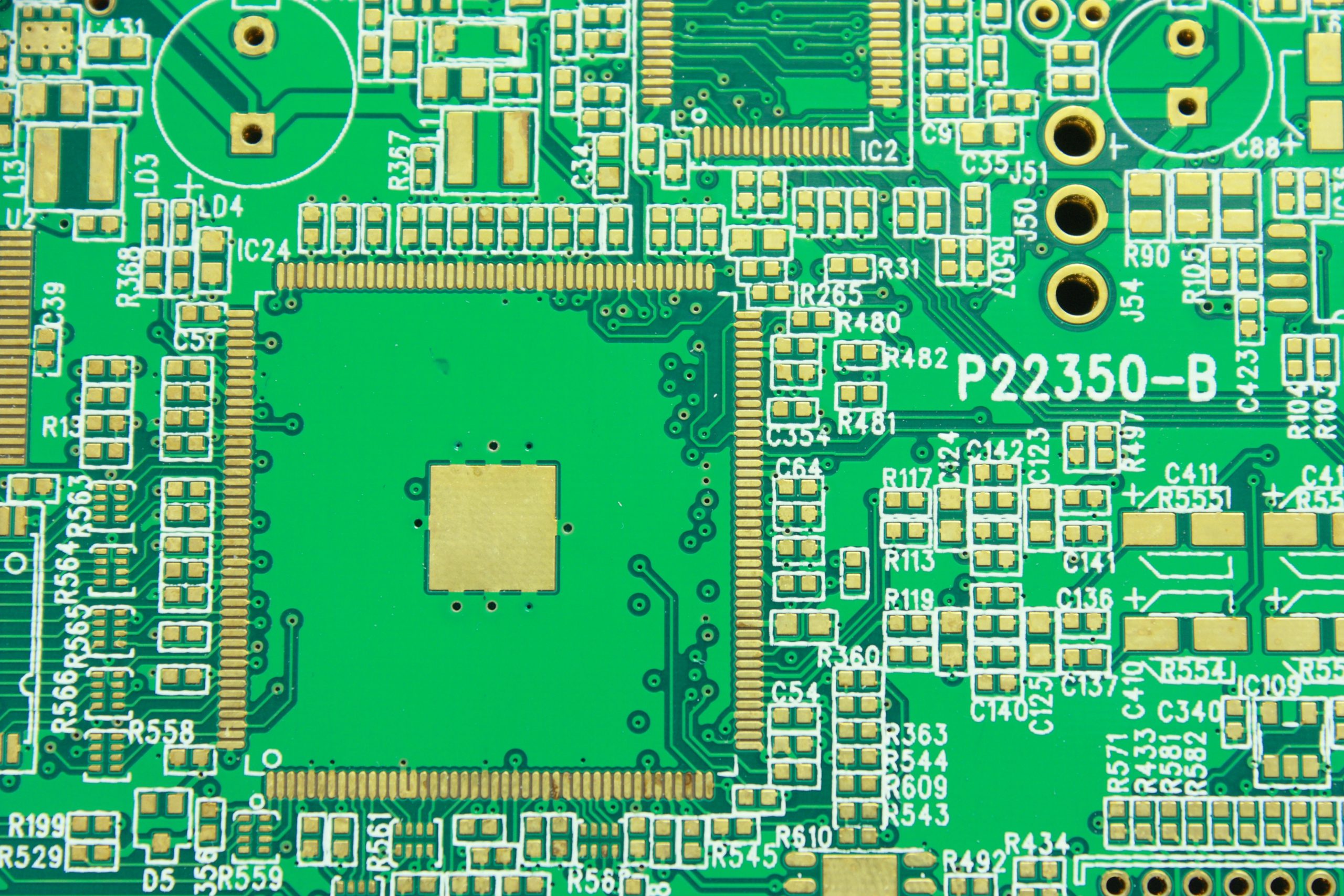 Thermal pads under IC footprints