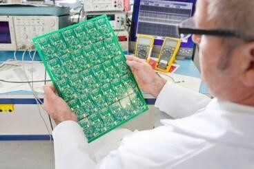 final-inspection-of-pcbs.jpg