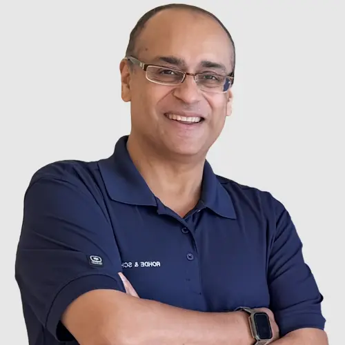 Mohan Puntambekar's about image